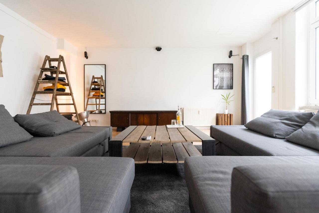 ארפורט 230 M2 Loft Mit Eigenem Wintergarten Mit Tischtennis & Dart, Kostenloser Parkplatz מראה חיצוני תמונה